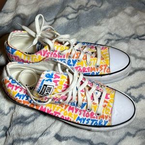 Platform Converse; “My Story”. Size: W/9-M/7